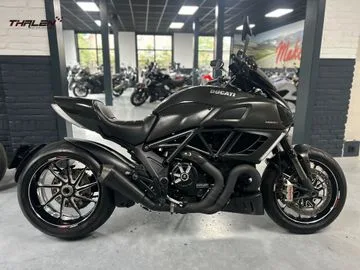 Ducati Diavel (2012) — foto 1