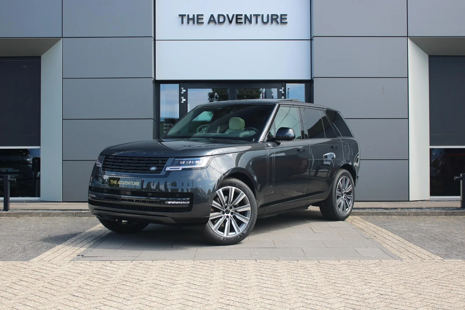 Land Rover Range Rover (2026) — foto 1