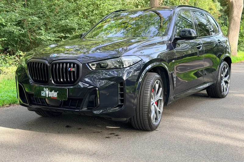 BMW X5 (2023)