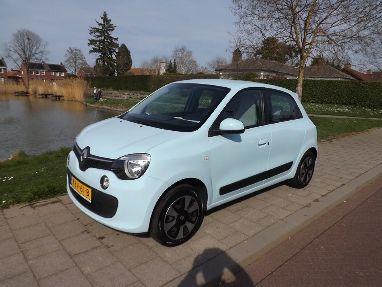 Renault Twingo (2015) — foto 1