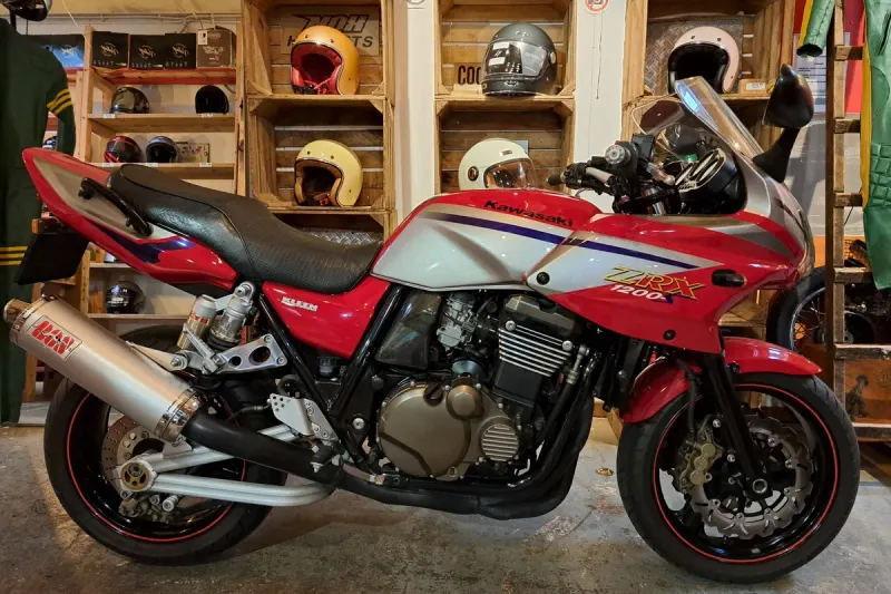 Kawasaki ZRX 1200 S (2001)