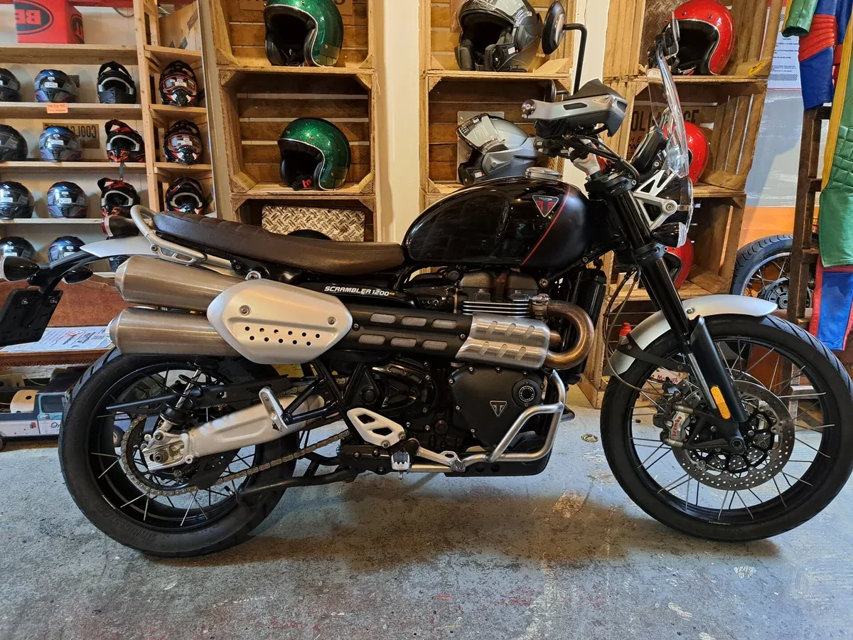 Triumph SCRAMBLER 1200 (2019) — foto 1