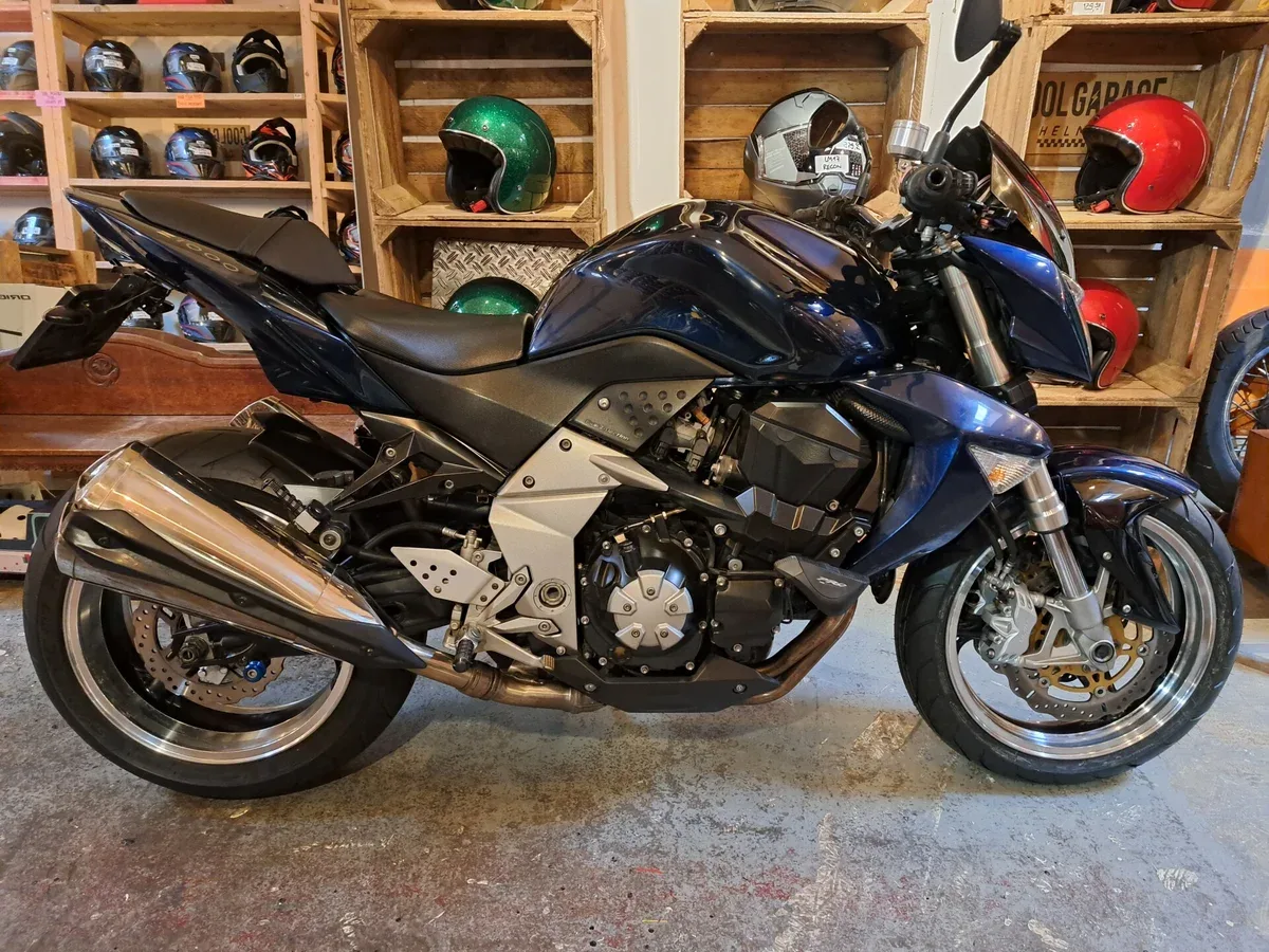 Kawasaki Z1000 (2007) — foto 1