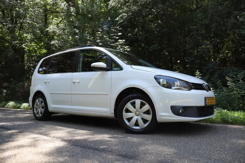 Volkswagen Touran (2012)