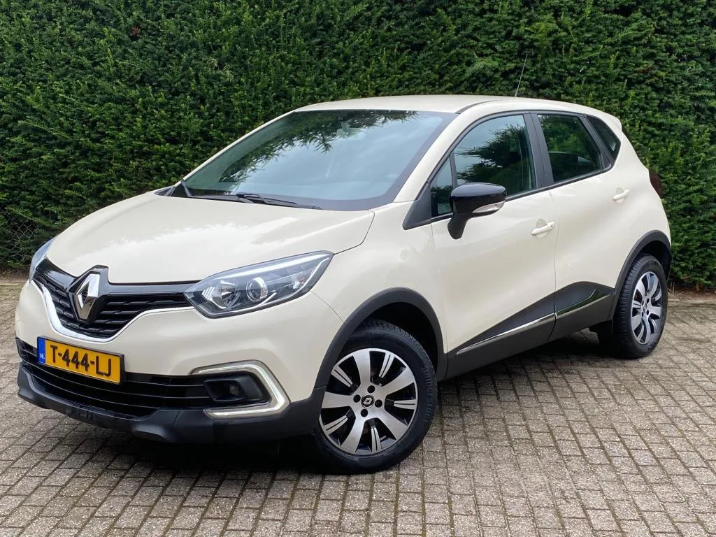 Renault Captur (2018) — foto 1