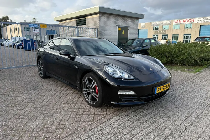 Porsche Panamera (2011)