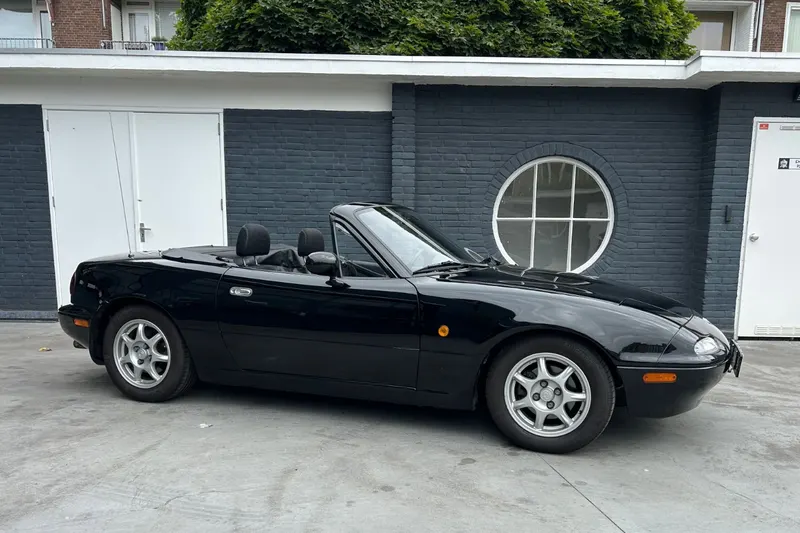 Mazda MX-5 (1998)