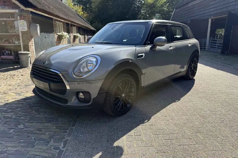 MINI Clubman (2017)