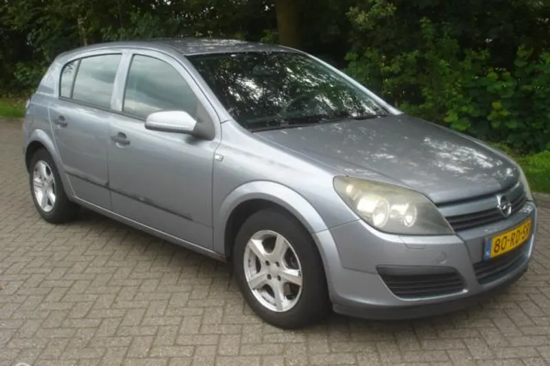 Opel Astra (2005)