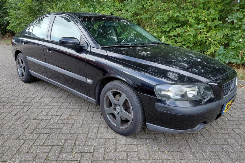 Volvo S60 (2004)