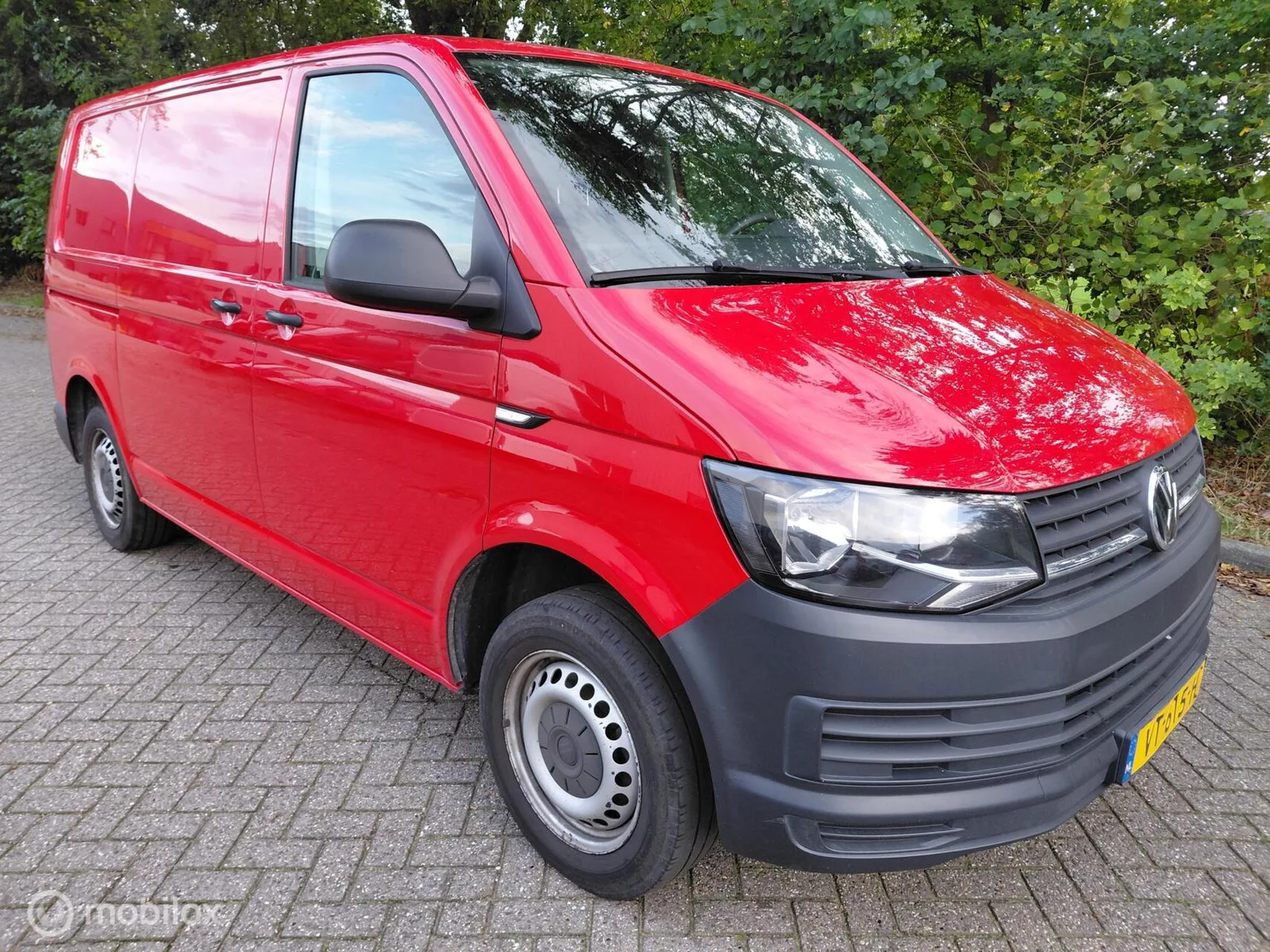 Volkswagen Transporter (2016) — foto 1