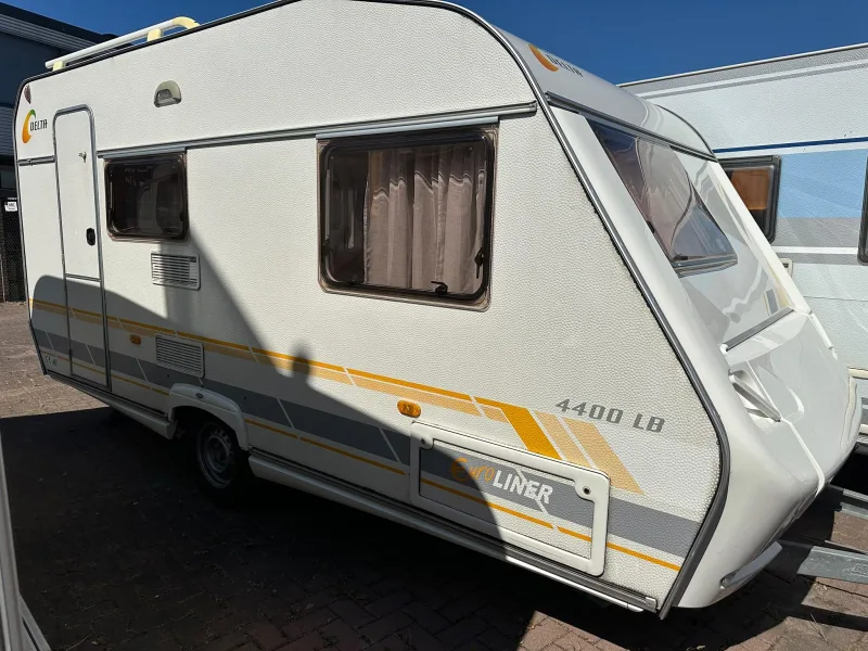 Delta Euroliner (2004) — foto 1
