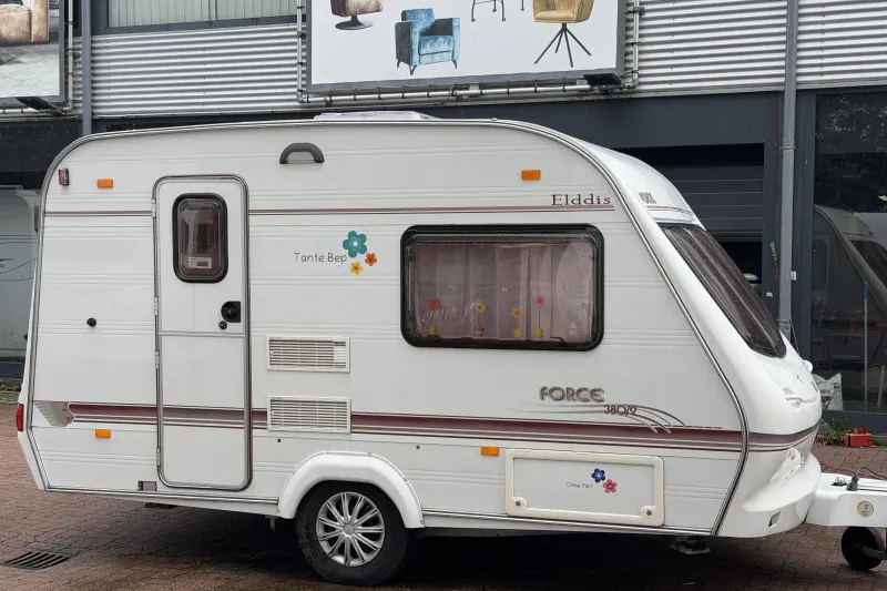 Elddis Force (2002)