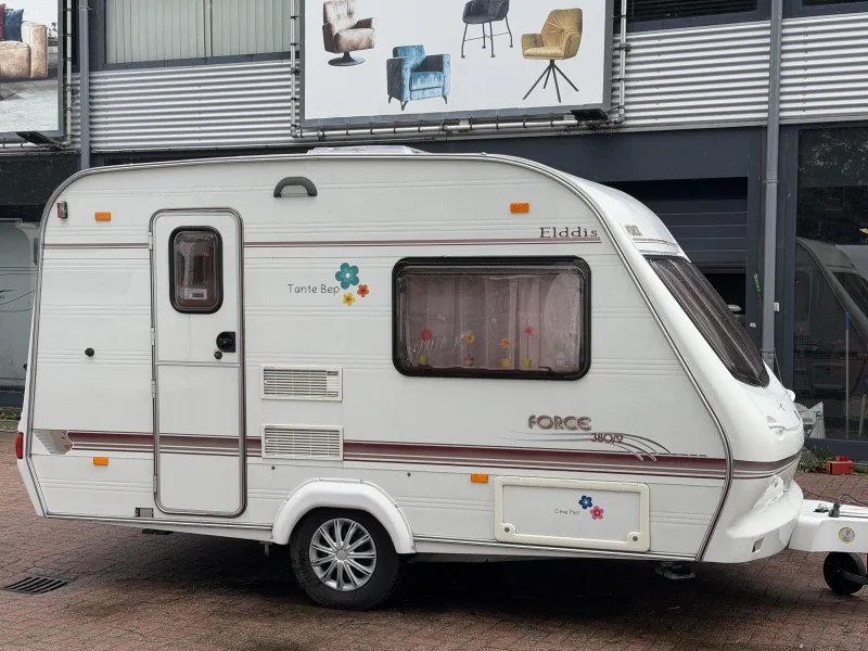 Elddis Force (2002) — foto 1