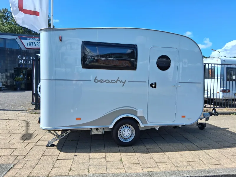 Hobby Beachy (2023) — foto 1