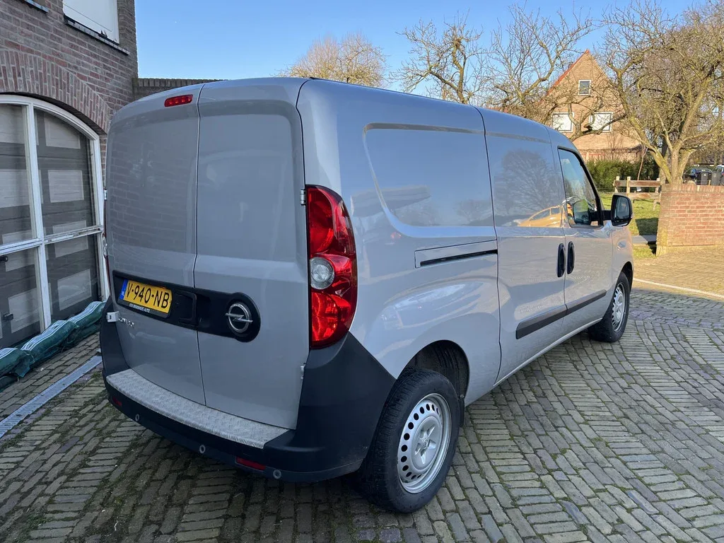 Opel Combo (2018) — foto 1