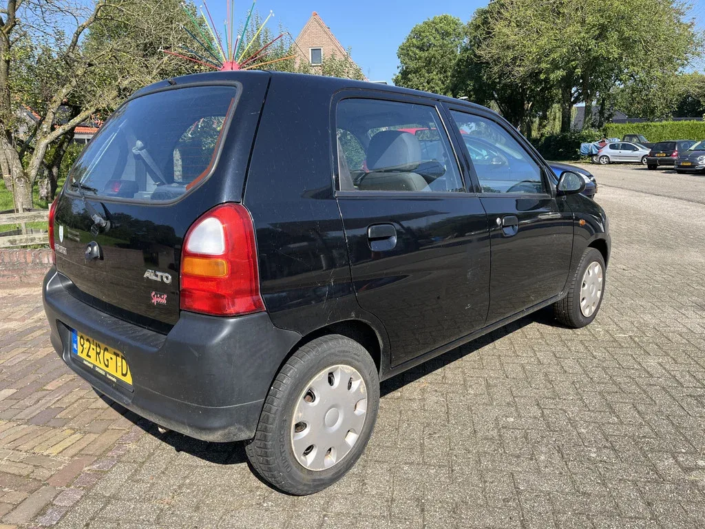 Suzuki Alto (2005) — foto 1