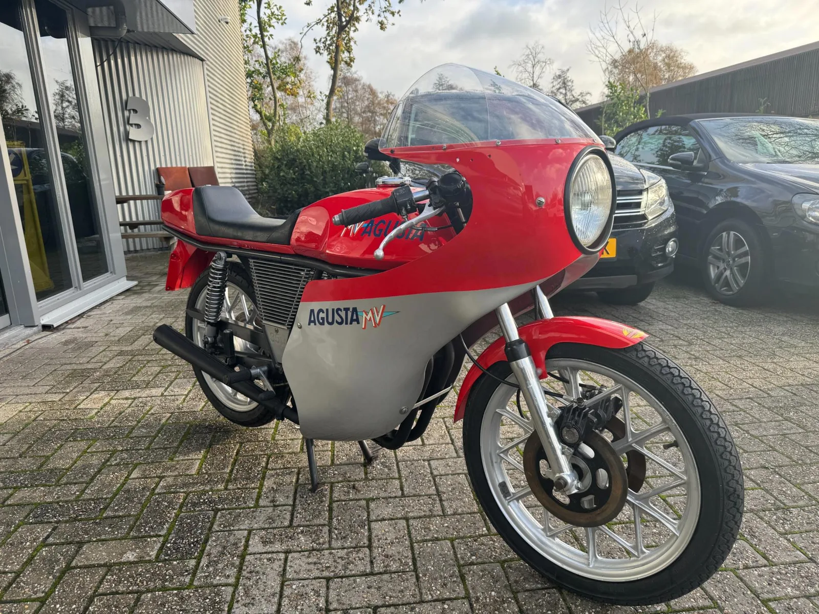 MV Agusta 350 S (1978) — foto 1