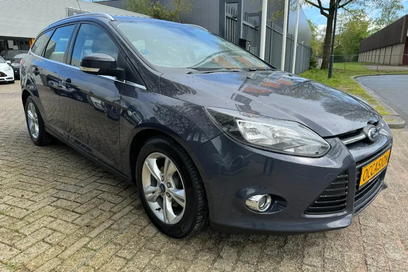 Ford Focus (2012)