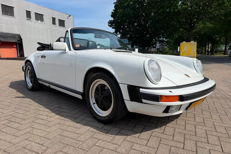 Porsche 911 (1987)