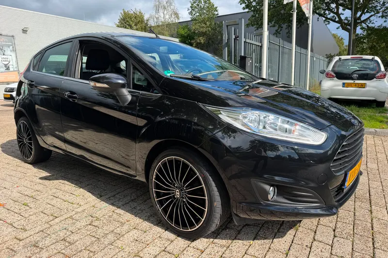 Ford Fiesta (2012)
