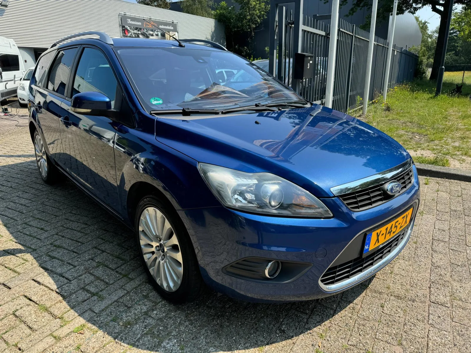 Ford Focus (2008) — foto 1