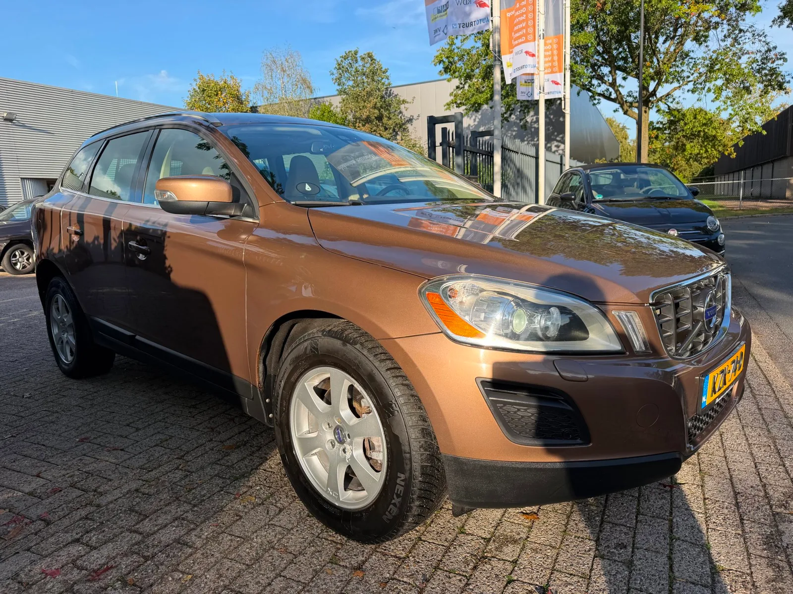 Volvo XC60 (2010) — foto 1