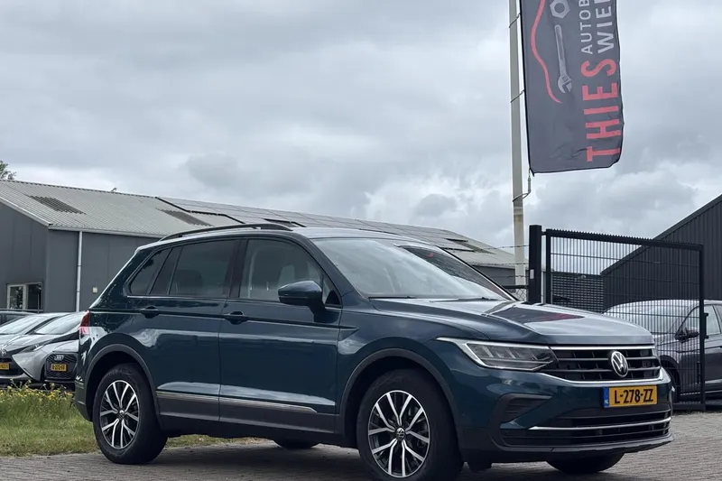 Volkswagen Tiguan (2021)