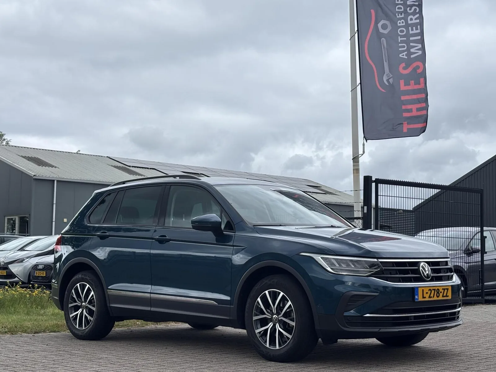 Volkswagen Tiguan (2021) — foto 1