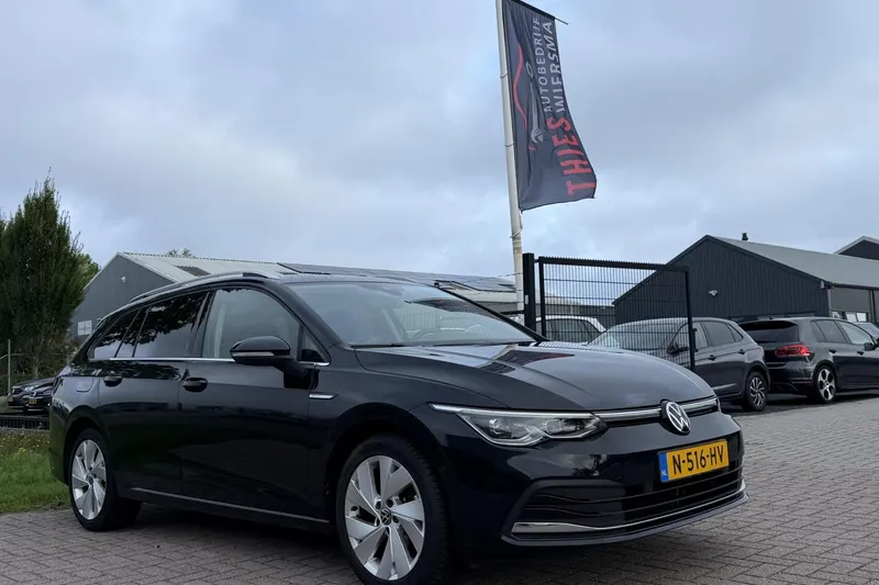 Volkswagen Golf (2021)