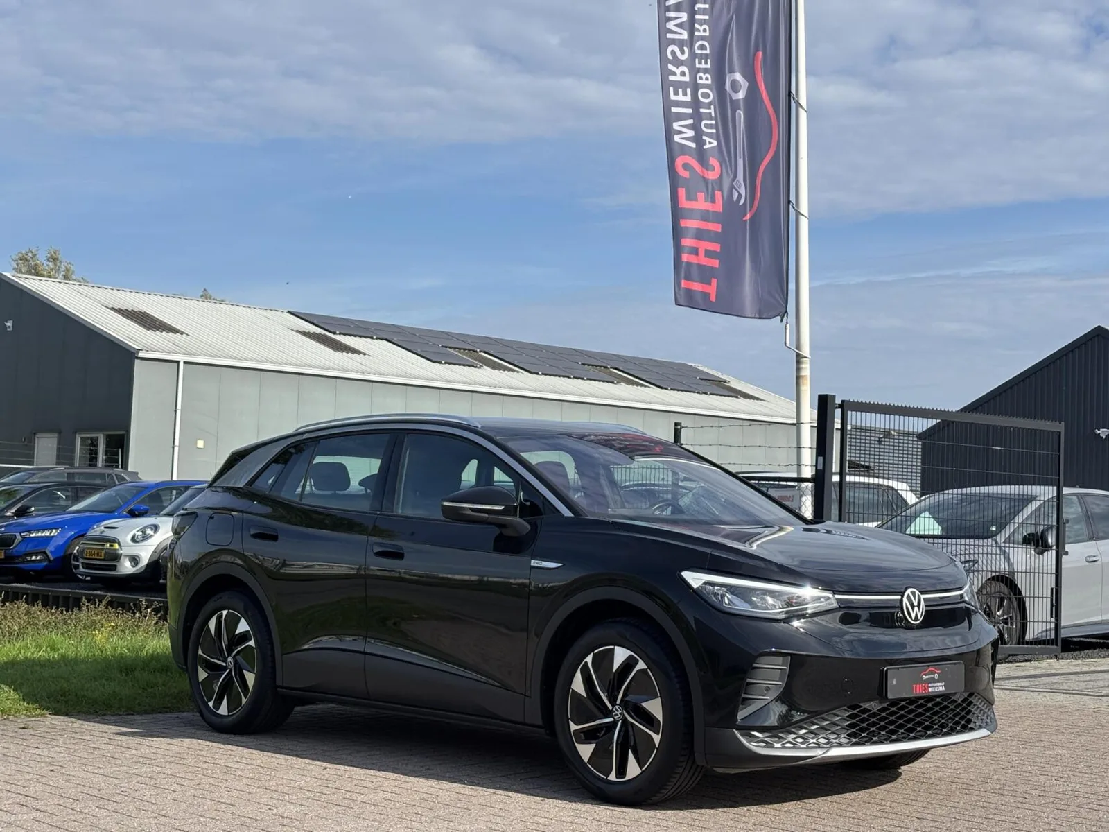 Volkswagen ID.4 (2023) — foto 1