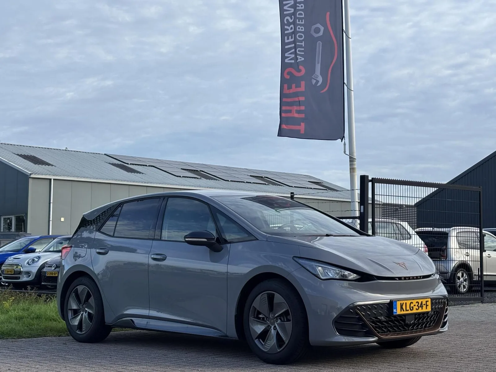 CUPRA Born (2023) — foto 1