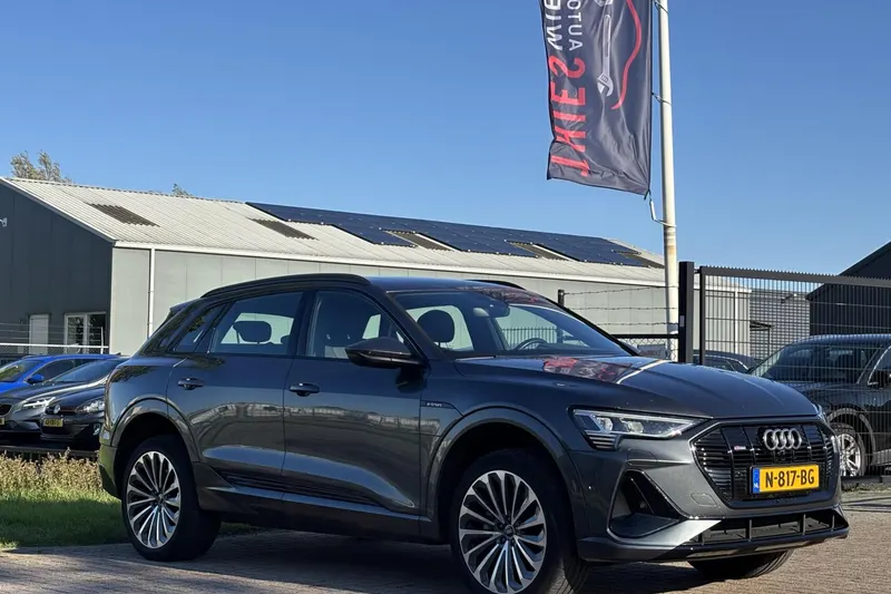 Audi e-tron (2021)