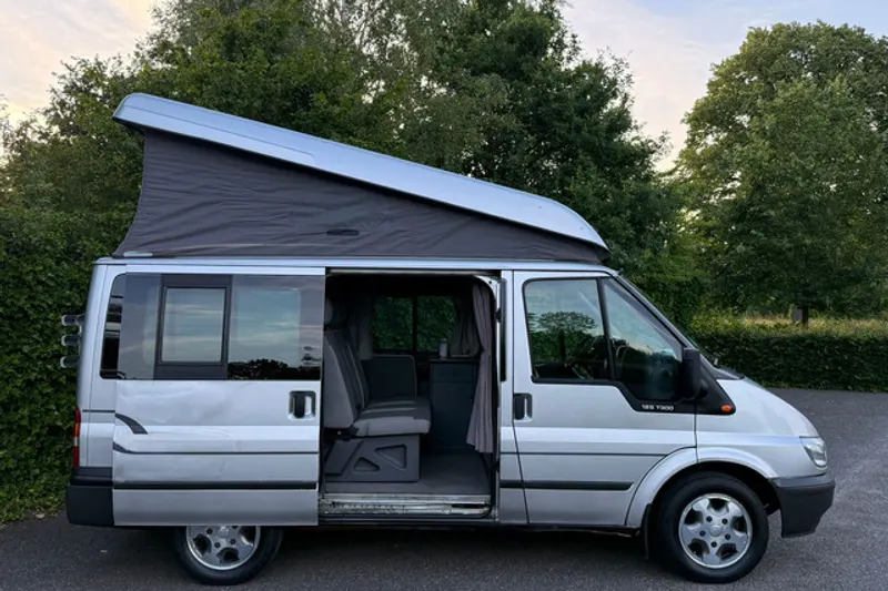 Ford Transit (2005)