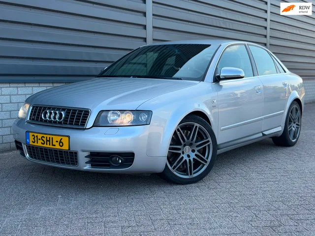 Audi A4 (2003) — foto 1