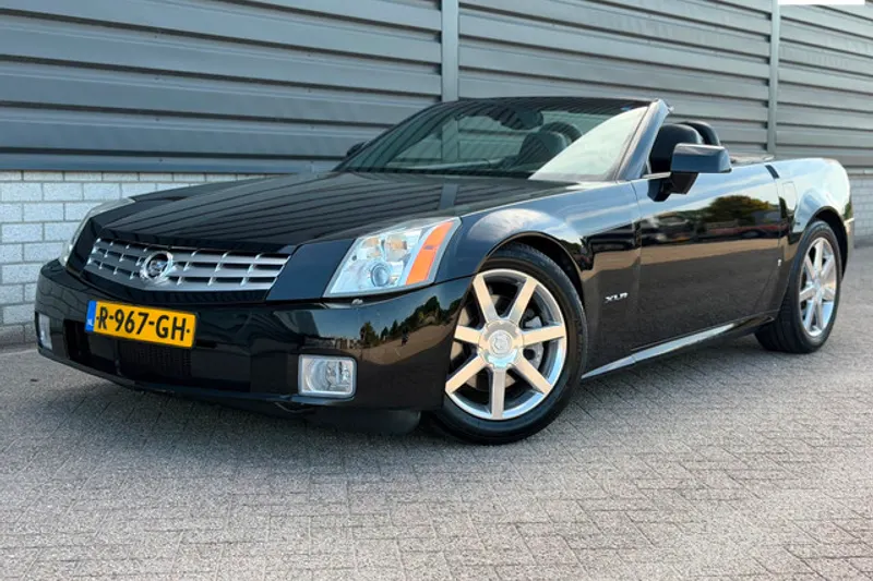 Cadillac XLR (2006)