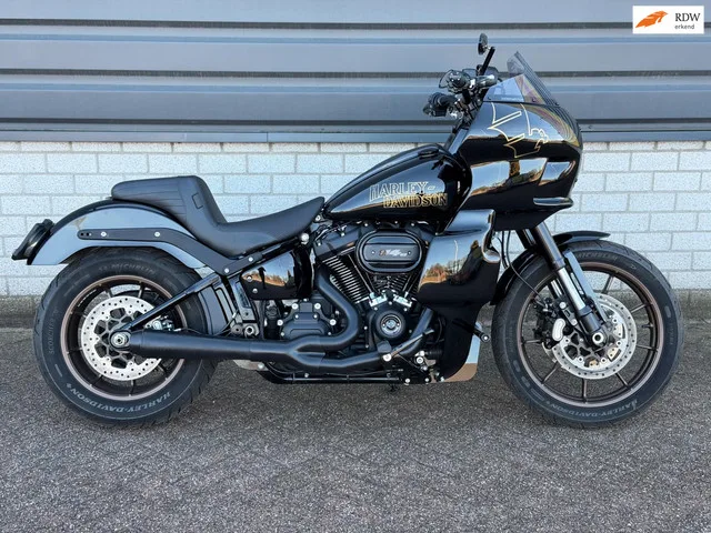 Harley-Davidson Low Rider (2021) — foto 1