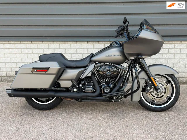 Harley-Davidson Road Glide (2010) — foto 1
