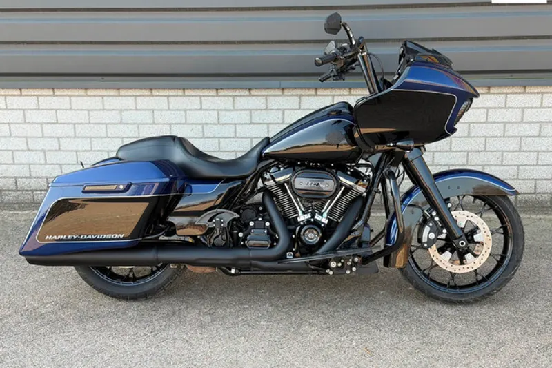 Harley-Davidson Road Glide (2022)