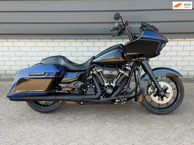 Harley-Davidson Road Glide (2022) — foto 1