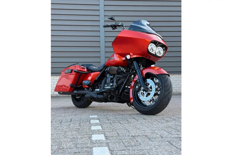 Harley-Davidson Road Glide (2012)