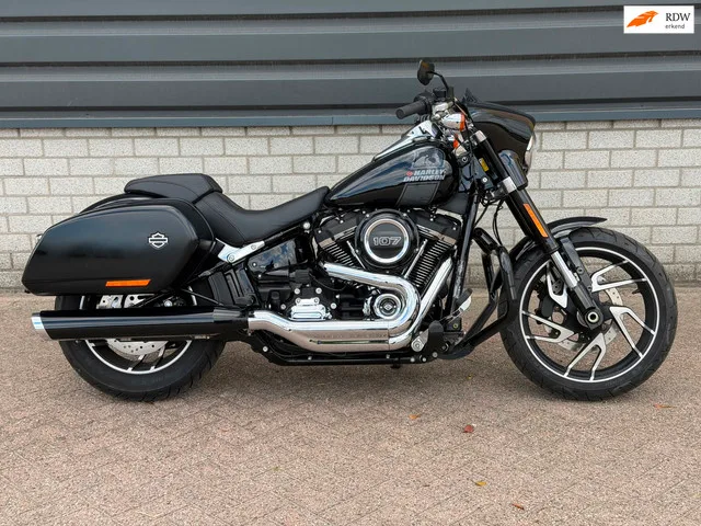 Harley-Davidson Sport Glide (2023) — foto 1