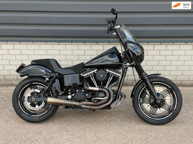Harley-Davidson Street Bob (2016) — foto 1