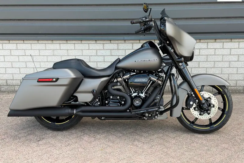 Harley-Davidson Street Glide (2018)