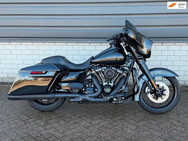 Harley-Davidson Street Glide (2020) — foto 1