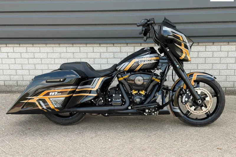 Harley-Davidson Street Glide (2024)