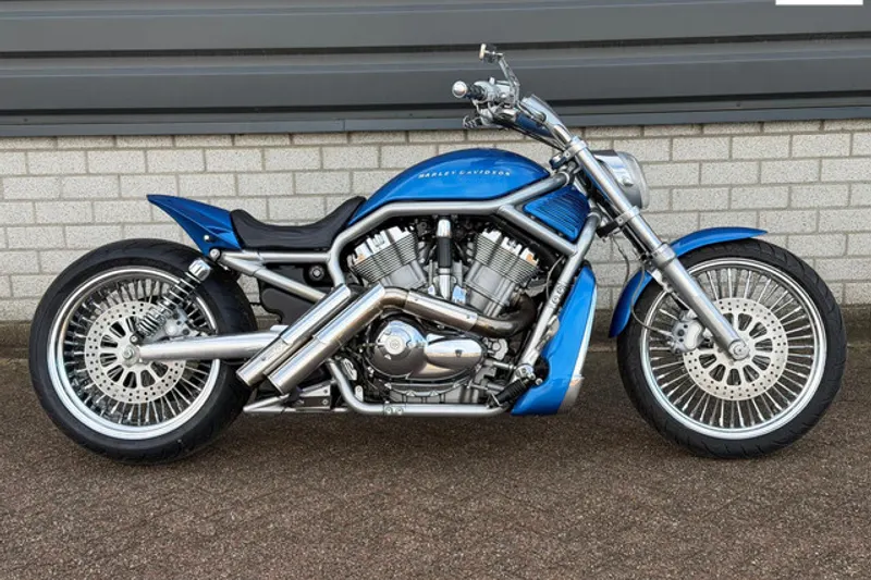 Harley-Davidson V-Rod (2004)