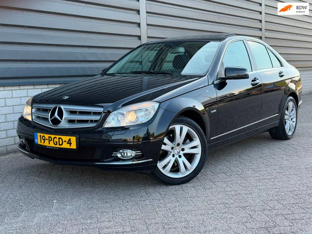 Mercedes-Benz C-Klasse (2009) — foto 1