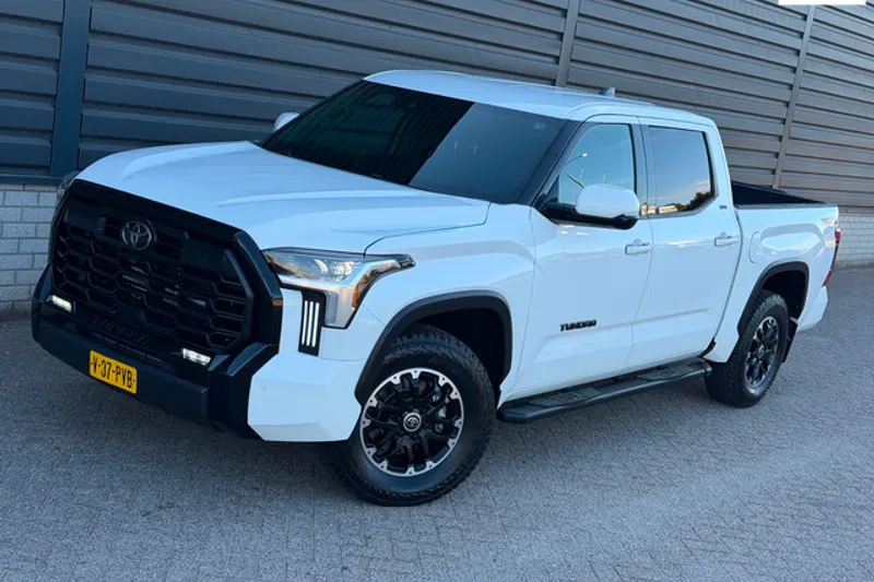 Toyota Tundra (2022)