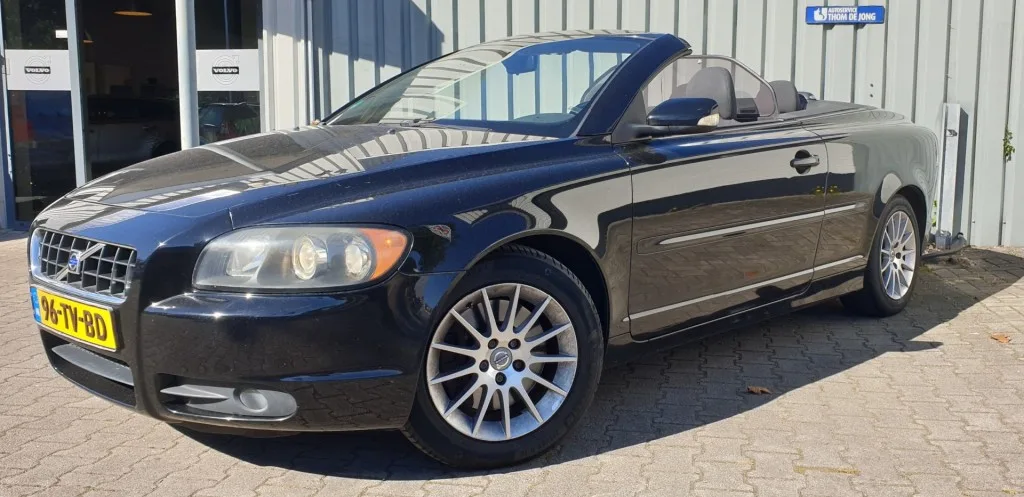Volvo C70 (2007) — foto 1